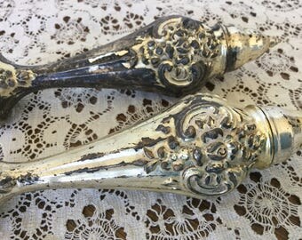Rogers 1881 salt and pepper shakers, vintage
