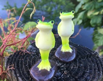 One Miniature Frog Figurine, Fairy Garden Decor, Terrarium Supply