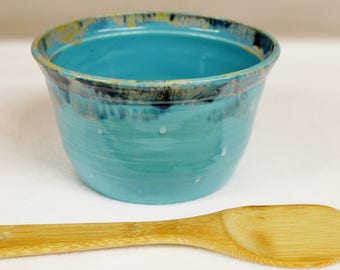 Aqua Polka Dot Bread Baker with Highlights in Gold and Cobalt