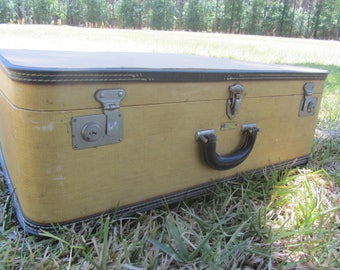 VINTAGE SUITCASE, S Dresner Chicago Suitcase, luggage, suitcase, Travel Bag, Overnight bag, Vagabond Suit Case