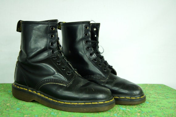 Vintage Doc Marten Black 1460s Eight-Hole Classic Dr. Marten