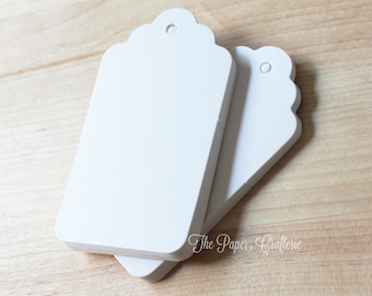 Blank White Scalloped Paper Gift Tag - Set of 25
