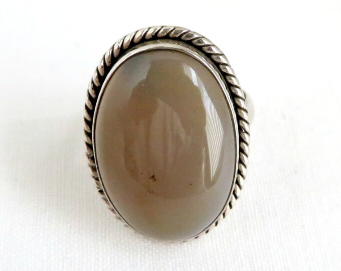 ON SALE! Vintage Oval White Quartz Sterling Silver Braided Edge Ring, Size 6