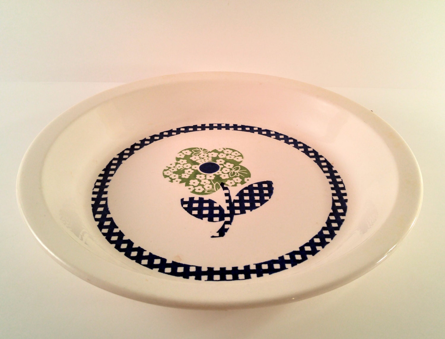 Vintage 8 1/2 Inch Ceramic Pie Plate. White with Navy Blue Checks