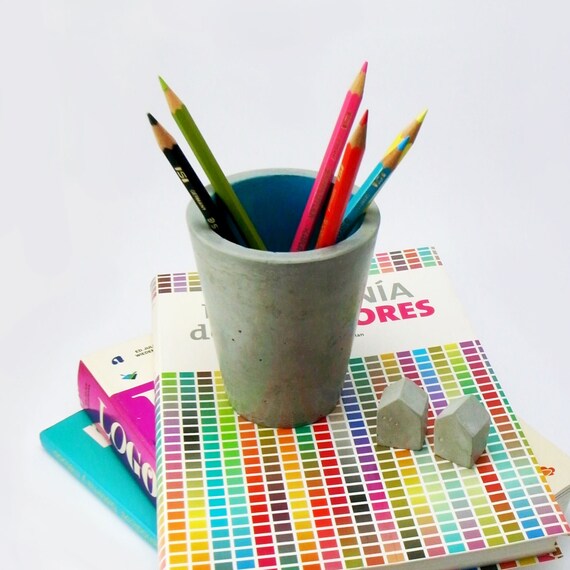 Pen of concrete Desktop Organizer. Cement pen. Handmade.