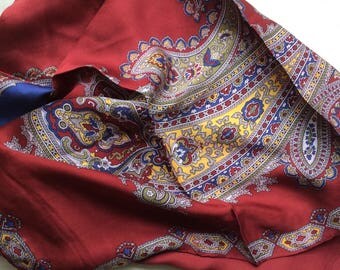 Vintage 60s silk headsquare with hand rolled hems,maroon Paisley headsquare.