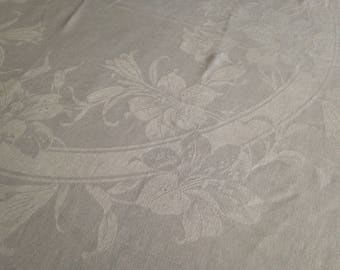 Linen Lily Damask Tablecloth