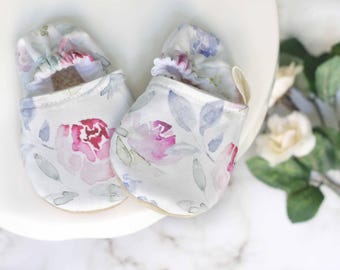 Purple Floral Baby Shoes, Baby Girl Shoes, Floral Baby Shoes, Baby Shoes, Baby Girl Booties, Purple Booties, Baby Moccasins, Baby Booties