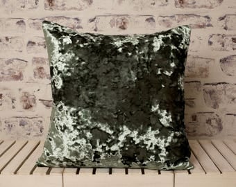 olive green crushed velvet cushion//olive green crushed velvet pillow//olive green velvet//green velvet//large velvet cushion pillow