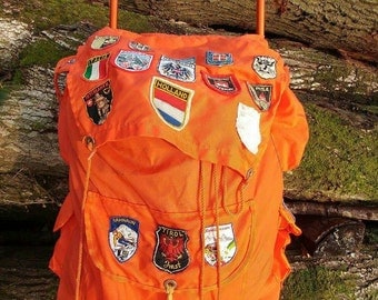 Vintage backpack external frame with patches