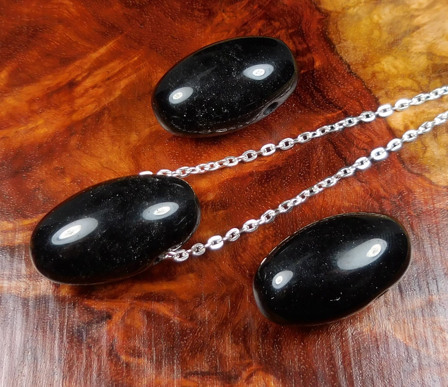 do you have to mount obsidian jewelry