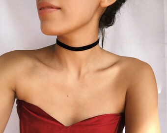 thin black velvet choker/black velvet chokers/velvet chokers/black choker/thin chokers/choker velvet black/thin velvet choker/velvet black