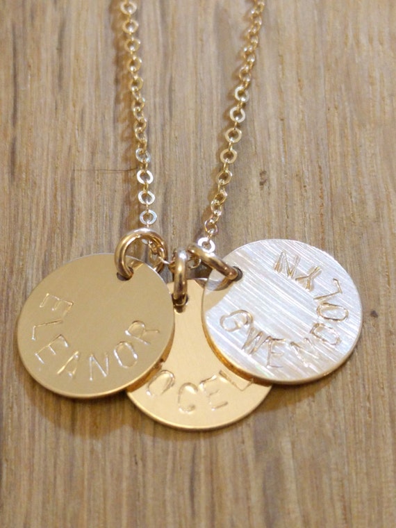Gold Mom Necklace With Kids Names Gold Engraved Necklace 3