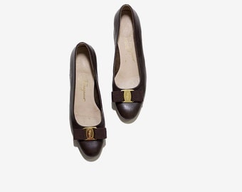 Vintage Ferragamo Heels 6.5 / Ferragamo Vera Heels / Brown Leather Pumps / Bow Heels / Designer Heels / Salvatore Ferragamo Shoes
