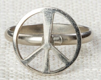 Vintage Peace Sign Ring Adjustable Silver Tone Metal Hippie Retro 70s 90s Hippy Womens 16R