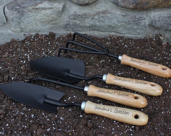 4 Piece Garden Tool Set, Personalized Garden Tools, Engraved Garden Tools, Garden Set, Mother's Day Gifts, Retirement Gifts, Christmas Gifts