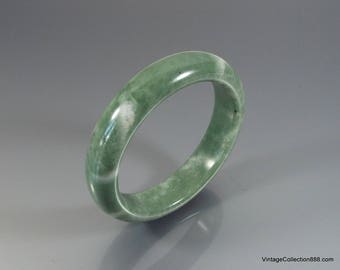 Light Green Jade Bangle 56mm - JB426