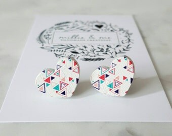 Wooden heart stud earrings