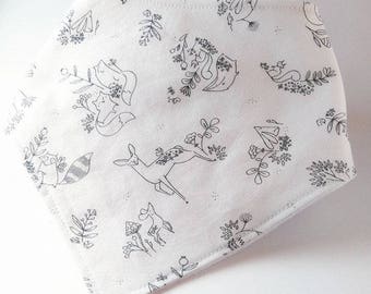 SOLDE - DÉFAUT bavoir bandana bébé woodland / SALE Defect - Baby bandana bib