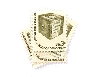 10 x To Cast A Free Ballot - 3 cents olive green UNused vintage US postage stamps - 1977 Root of Democracy - election - vote - voting