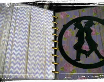 SALE!! FREE SHIPPING!! Rustic country style front and back happy planner cover
