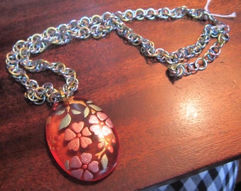 Pastel Aluminum Chainmaille Necklace with Oval Focel