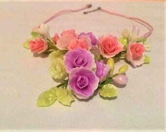 Necklace With Roses Floral Pendant Jewel Cold Porcelain Flowers Premium Handmade Anniversary Wedding Love for Women Girls Bride Happiness