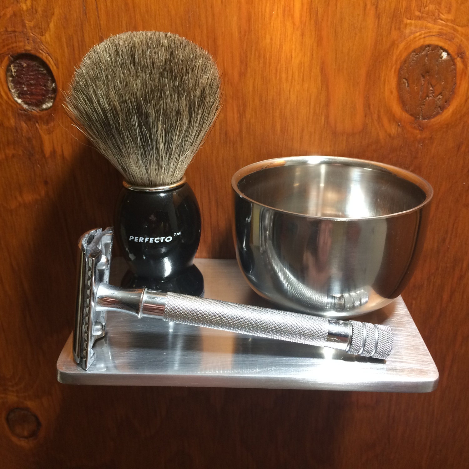 Razor Shaving kit with Shelf by MagicMetals on Etsy