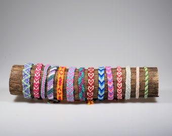 Handmade friendship bracelets | Macrame bracelets | Knotted bracelets | Pattern bracelet | Textile bracelets | Festival bracelets