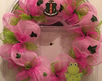 AKA Sorority wreath Your Pretty in Pink representation but in a Wreath Form