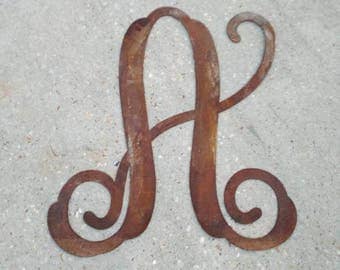 Monogram Door hanger, Wall hanging, Rustic Metal Letter, Steel Letter, Farmhouse Decor, Metal Letter, Rustic Décor, Personalized Gift, Rust