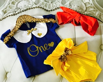Snow White Inspired Birthday Set / Glitter One / First Birthday / One Birthday / Cake Smash / Snow White / Baby Girl Outfit