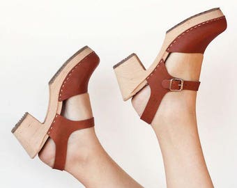 Swedish Clogs Highwood Tan Leather by Lotta from Stockholm / Wooden Clogs / Summer Sandals / High Heel / Mary Jane Shoes / Made in Sweden