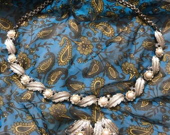 Vintage Judy Lee necklace and earring set/costume jewelry/ Vintage