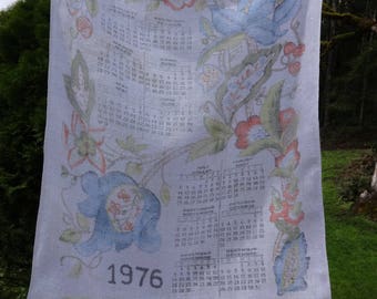 Vintage bicentennial tea towel