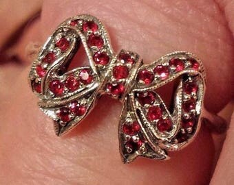 Vintage Red Garnet Art Deco Sterling Silver Gemstone Ring, 1 ct. - Size 8