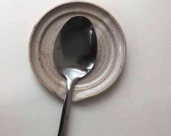 READY TO SHIP Spoon Rest, Speckled White Kitchen, Wedding Shower Gift, Kitchen and Dining, Stoneware Pottery Gift for Mom