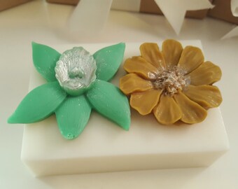 Flower Soap Bar - gifts for teens - gifts for woman - Stocking stuffer for her - valentines gift - gift for mom - gift for sister