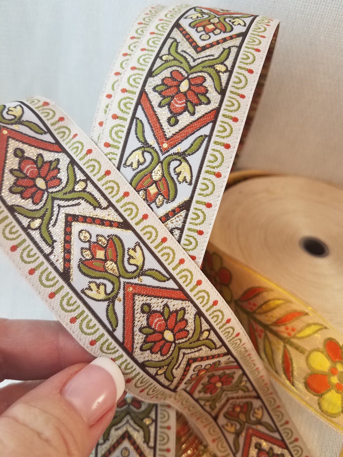 Pretty Metallic Fabric Trim 1 1/2 inch wide sold by the yard