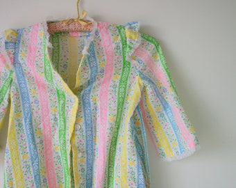 1960s FLORAL PEASANT Smock Dress...size 6 7 8 girls...kids. children. mid century. kitsch. floral. 60s dress. girls. retro. mod. easter