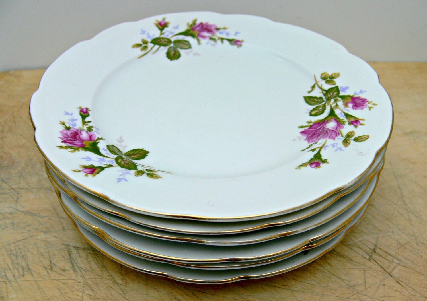 Vintage Cmielow Porcelain Bread & Butter or Dessert Plates