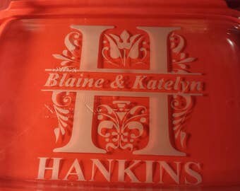 Personalized Casserole Baking Dish with Lid, Pyrex dish engraved family name, wedding gift, church social, wedding established date