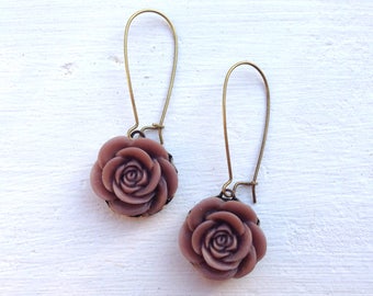 Romantic Rose Earrings/Brown Earrings/Rose Earrings/Rustic wedding Earrings/Bridesmaid Earrings/Mother's Day Gift/Brown Flower Earrings