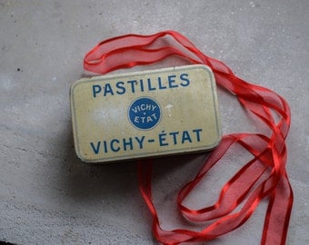 Vintage French Vichy Tin // 1950 Candy Box // Storage Tin