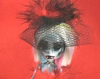 ooak art doll / vampire / zombie doll, horse and dog, Monster high repaint