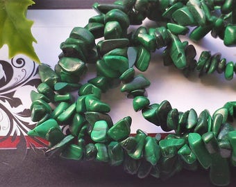 Natural Malachite Beads Strands, Chips, 34 inch