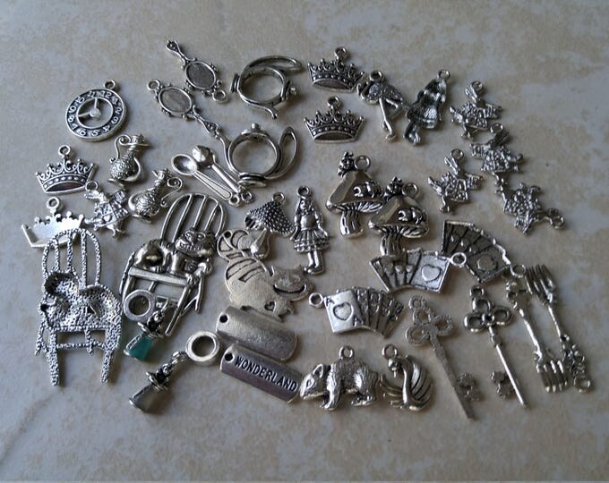 SALE DRINK Me Rare charms Silver Alice in Wonderland Assorted DIY Charms 41 piece Alice Charms pendants Wonderland jewelry Wonderland #174
