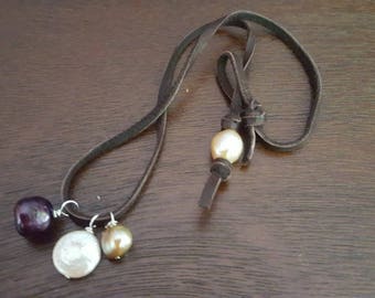 Pearl choker leather necklace, leather pearl necklace, leather charm necklace, June birthstone, anniversary gift for women, bff gift