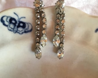 Vintage rhinestone drop earrings