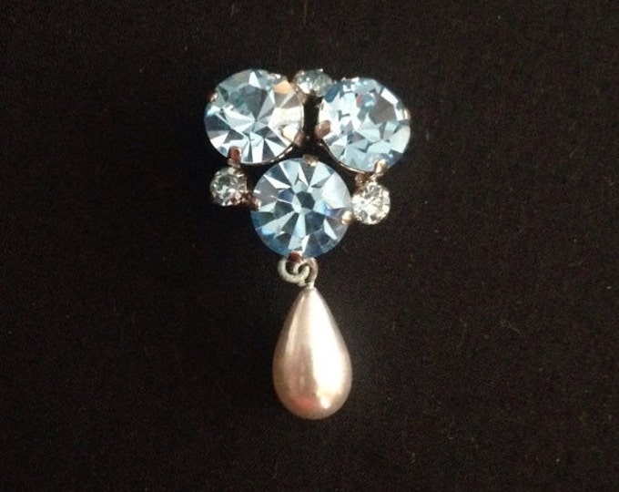 Storewide 25% Off SALE Vintage Aquamarine Blue Rhinestone Designer Brooch Pin Featuring Silver Teardrop Beaded Accent